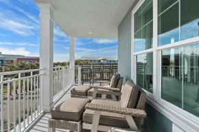 Sea La Vie by AvantStay Luxe Top-Floor Escape Pool View
